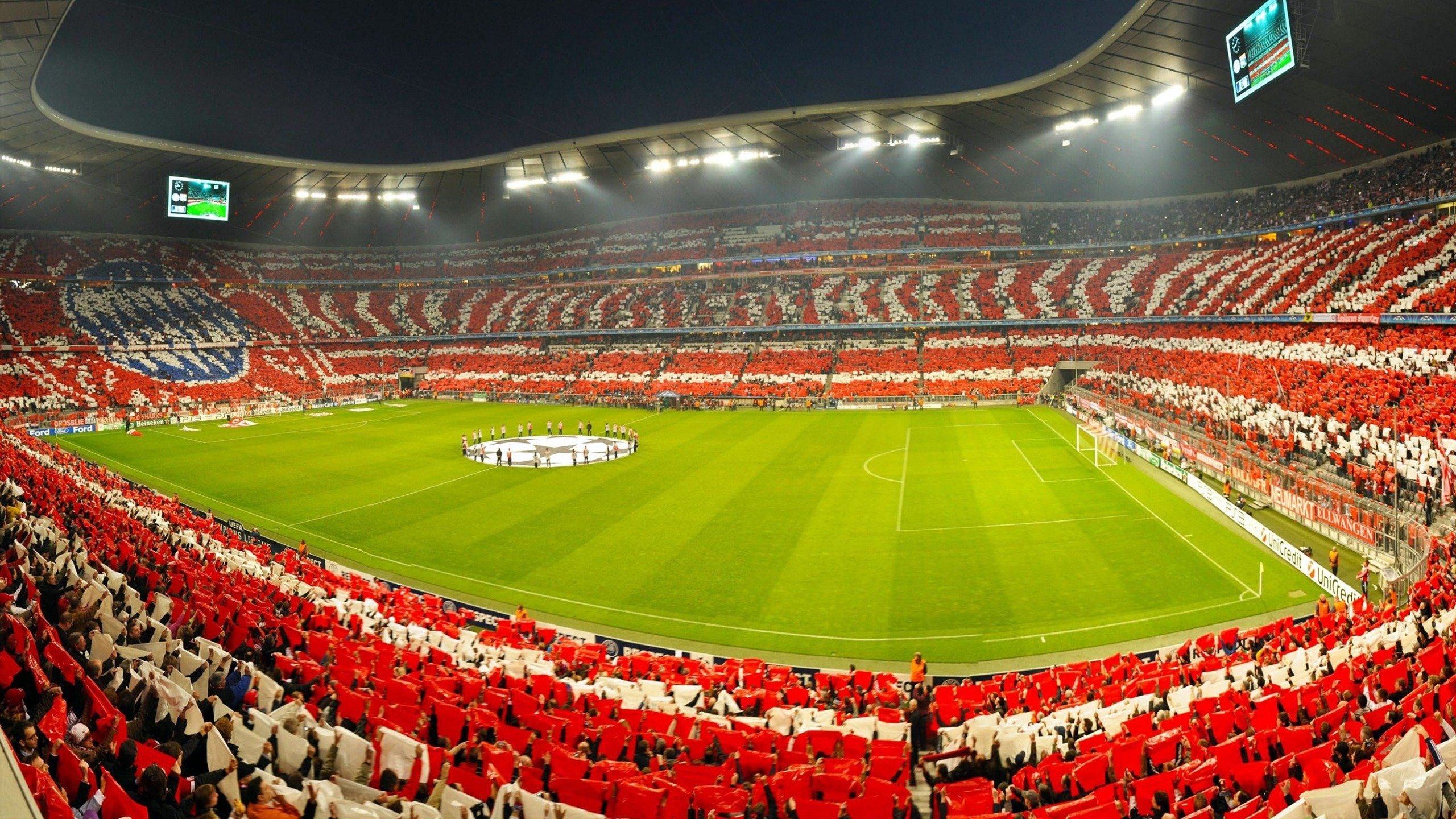 《电竞迷专属：粉丝见面会精彩瞬间》，电竞 粉丝