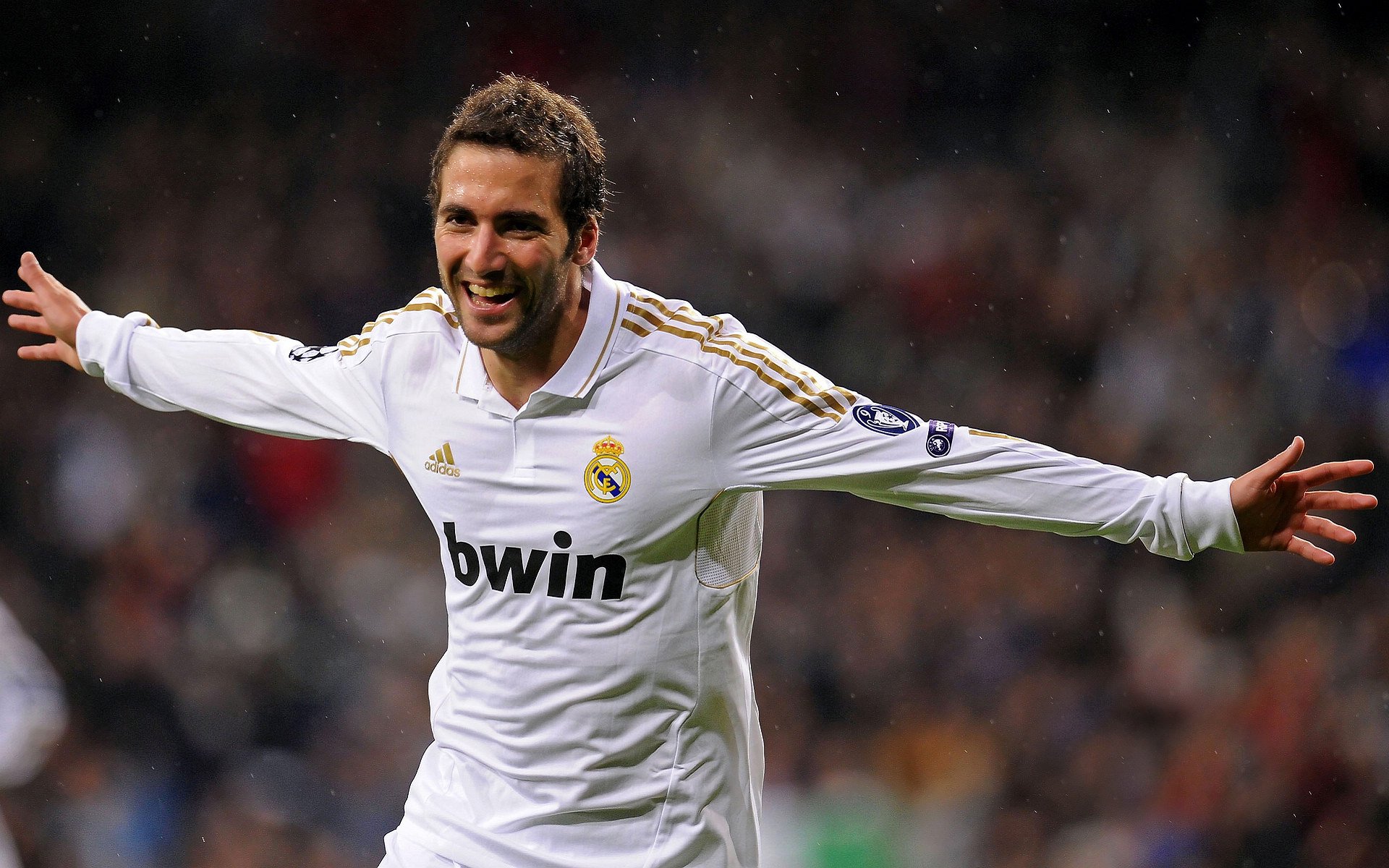 弗朗茨·巴图姆（Nicolas Batum）宣布参加巴黎奥运会，法国队巴图姆